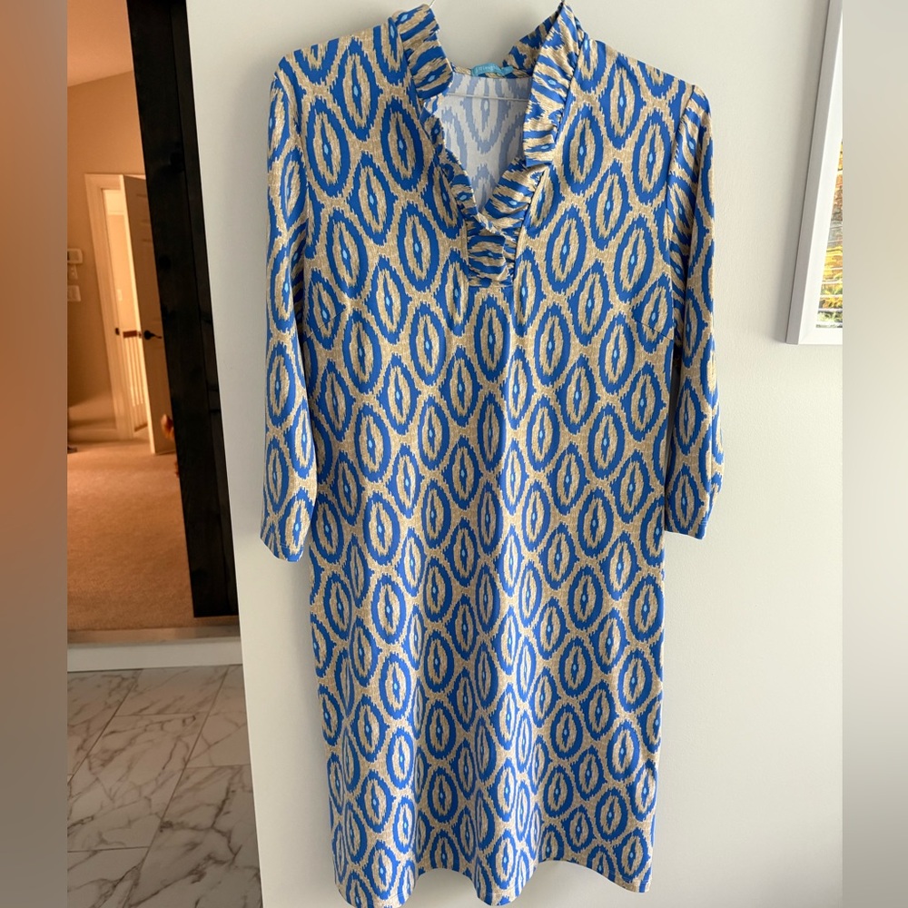 J. McLaughlin Blue and Tan Patterned Garment